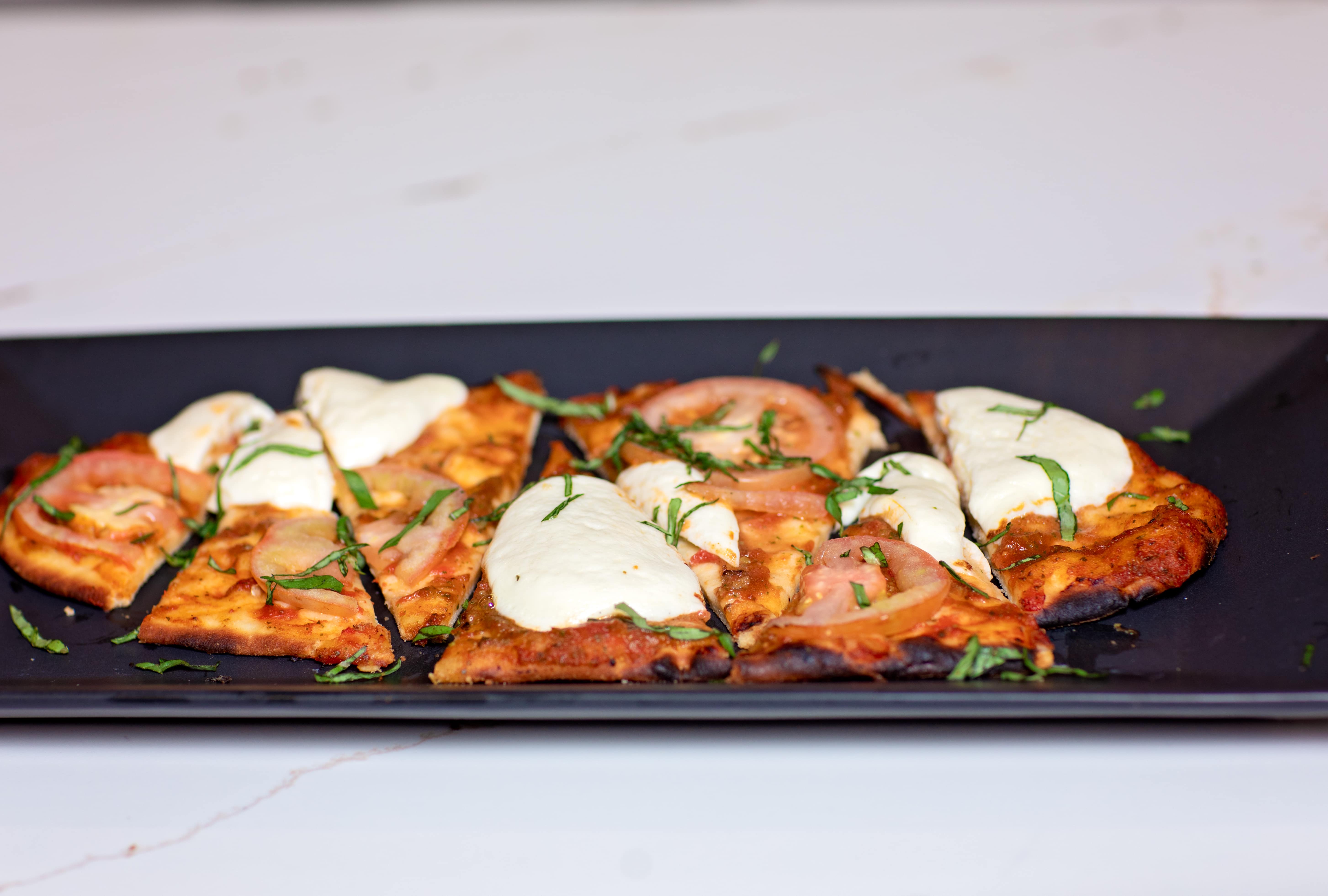 Tandoori tikka flatbread with fresh mozzarella